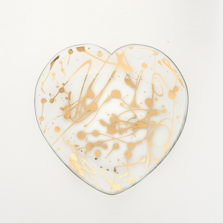 Glass heart plate, with 24k gold splatters, best-selling gift